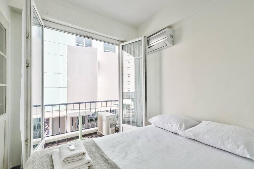 L29 Lenval Beach At 1Min Walk To Sea Front Ac Balcony Nice Bagian luar foto