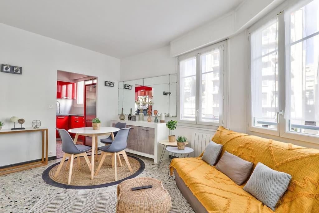 L29 Lenval Beach At 1Min Walk To Sea Front Ac Balcony Nice Bagian luar foto