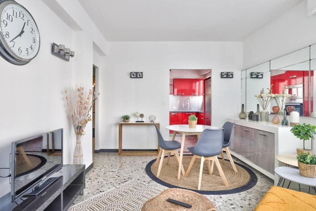 L29 Lenval Beach At 1Min Walk To Sea Front Ac Balcony Nice Bagian luar foto